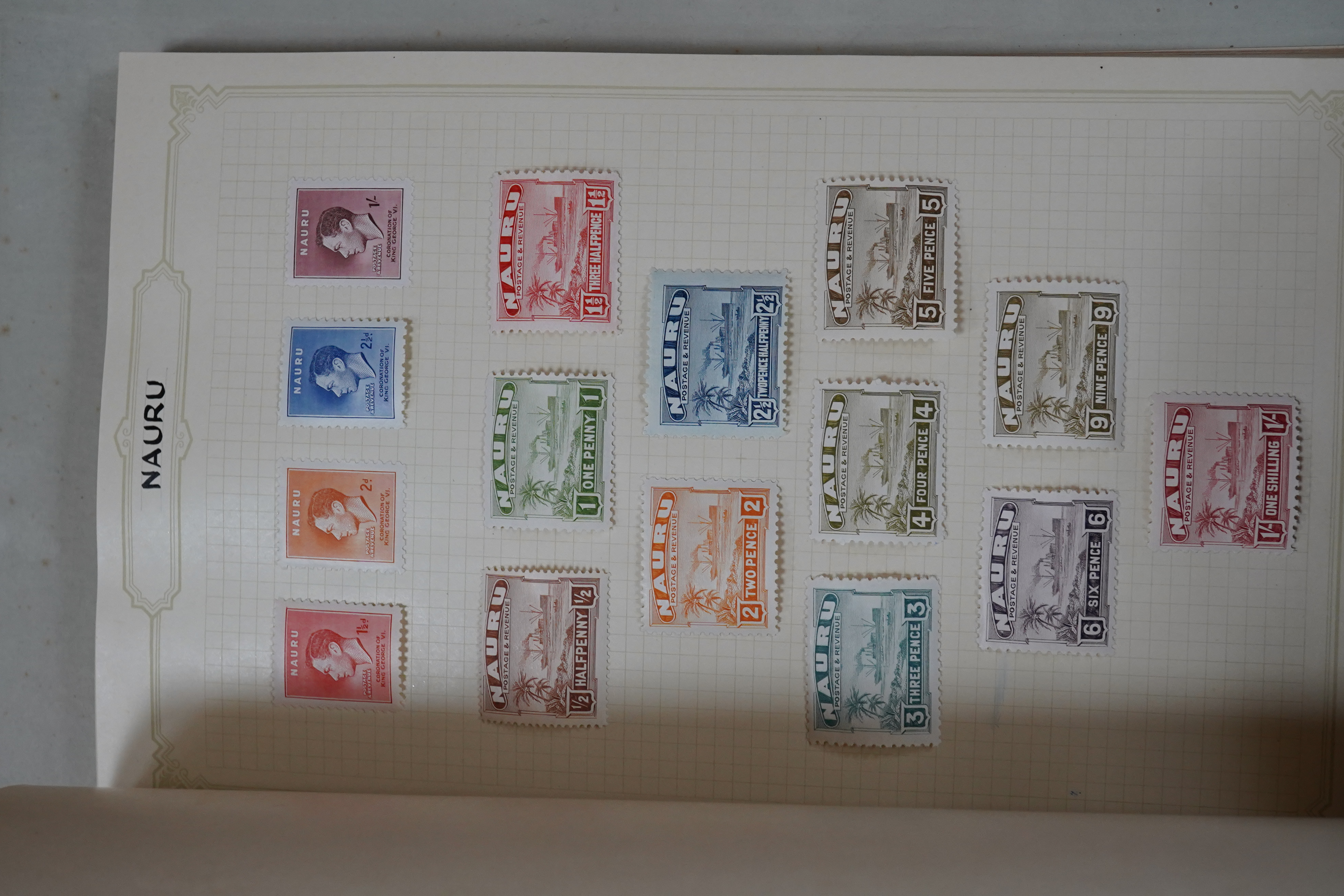 A quantity of various stamps in albums and loose. Condition - varies